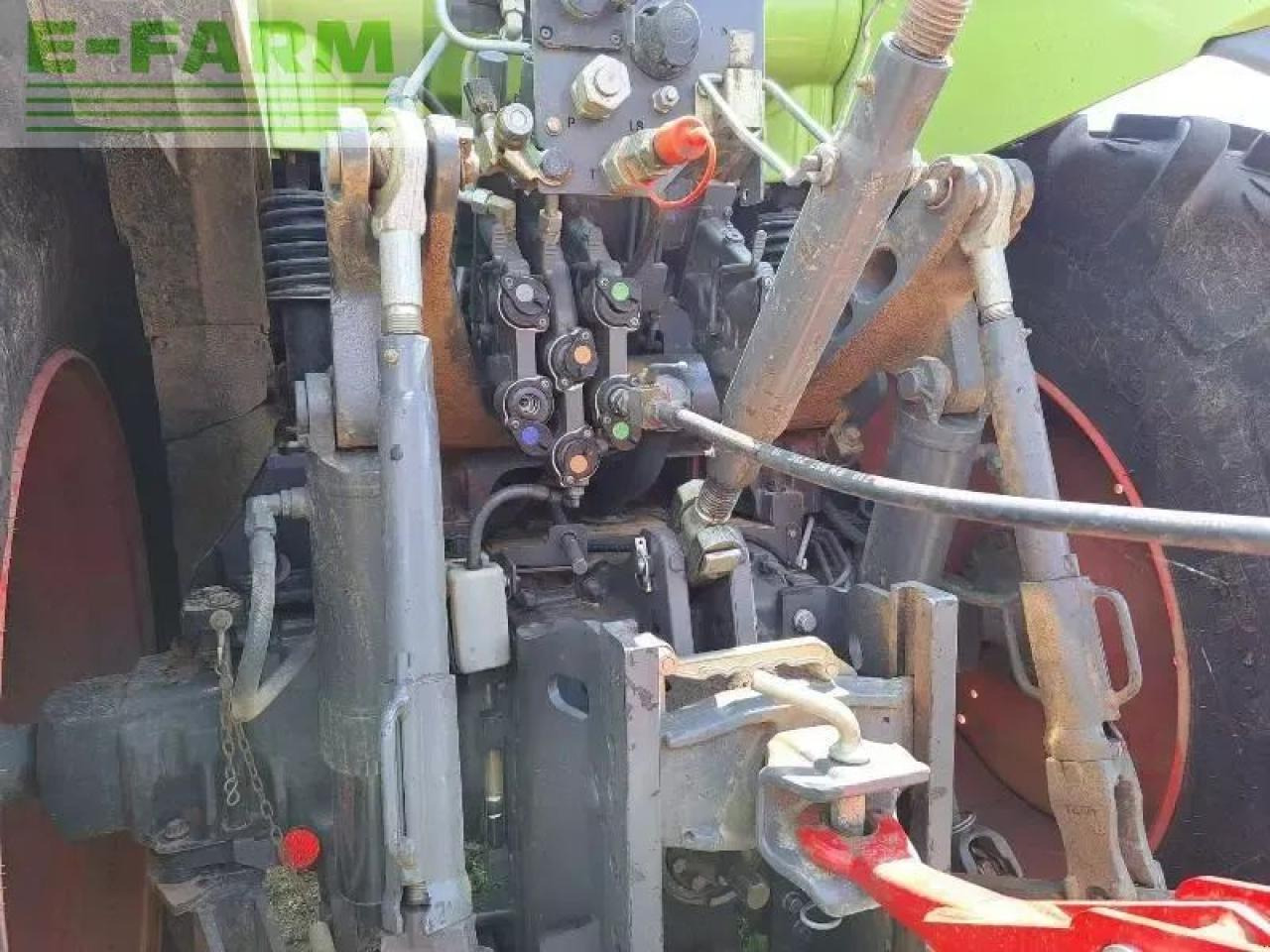 CLAAS axion 800 - Tracteur agricole: photos 5 CLAAS axion 800 - Tracteur agricole: photos 5