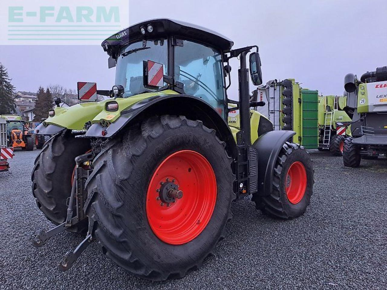 CLAAS axion 810 c-matic CMATIC - Tracteur agricole: photos 2 CLAAS axion 810 c-matic CMATIC - Tracteur agricole: photos 2