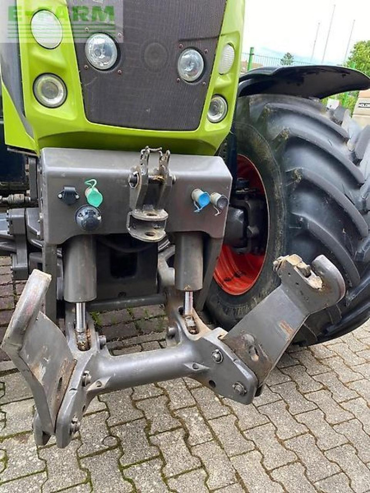 CLAAS axion 820 cmatic CMATIC - Tracteur agricole: photos 3 CLAAS axion 820 cmatic CMATIC - Tracteur agricole: photos 3
