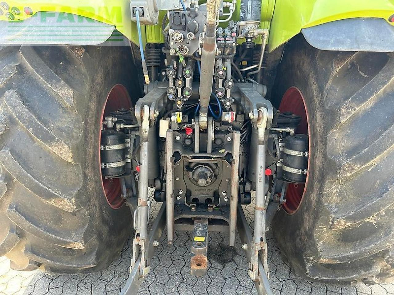 CLAAS axion 870 - Tracteur agricole: photos 5 CLAAS axion 870 - Tracteur agricole: photos 5