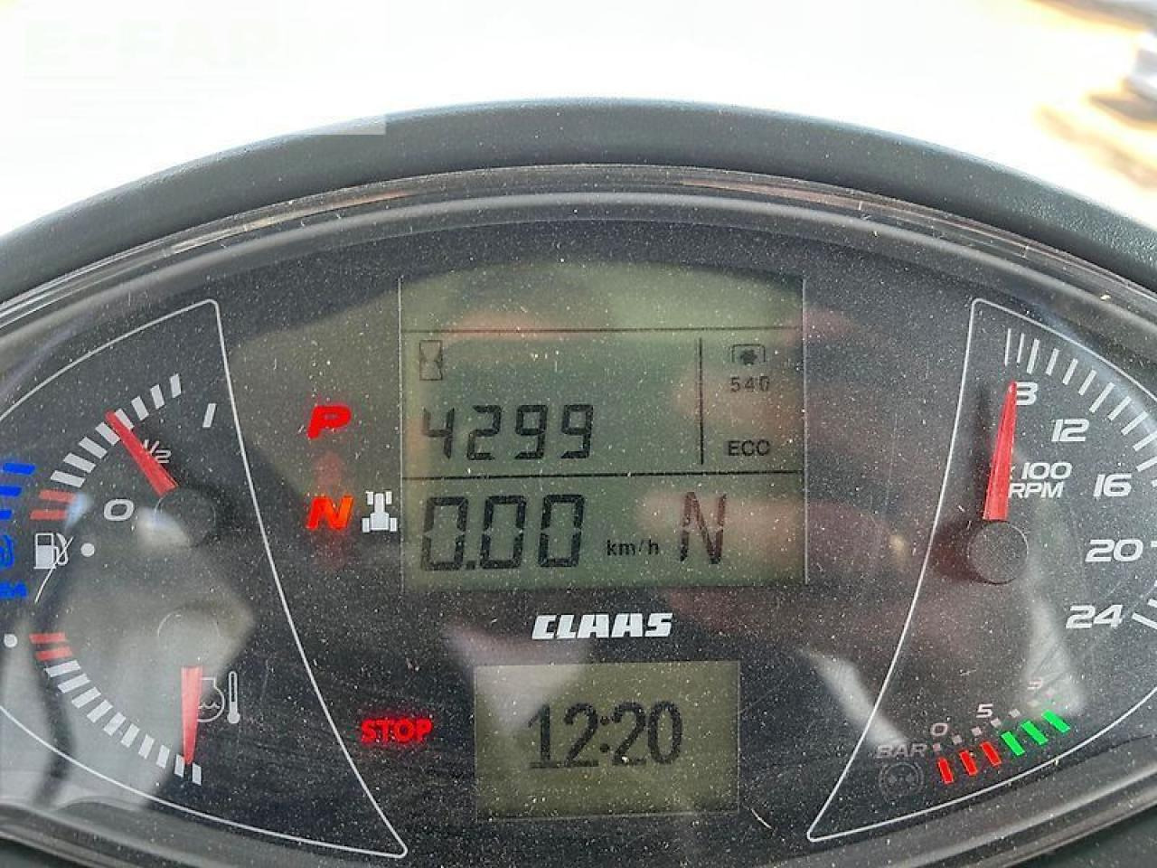 CLAAS axion 870 - Tracteur agricole: photos 4 CLAAS axion 870 - Tracteur agricole: photos 4