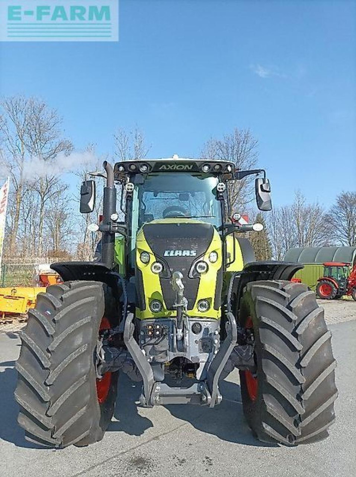 CLAAS axion 870 cmatic / cebis CMATIC CEBIS - Tracteur agricole: photos 3 CLAAS axion 870 cmatic / cebis CMATIC CEBIS - Tracteur agricole: photos 3