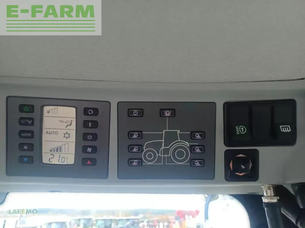 Tracteur agricole CLAAS axion 870 cmatic cebis + mx frontlader t 418 CMATIC CEBIS: photos 11