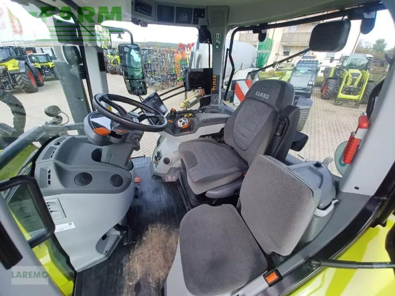 Tracteur agricole CLAAS axion 870 cmatic cebis + mx frontlader t 418 CMATIC CEBIS: photos 10