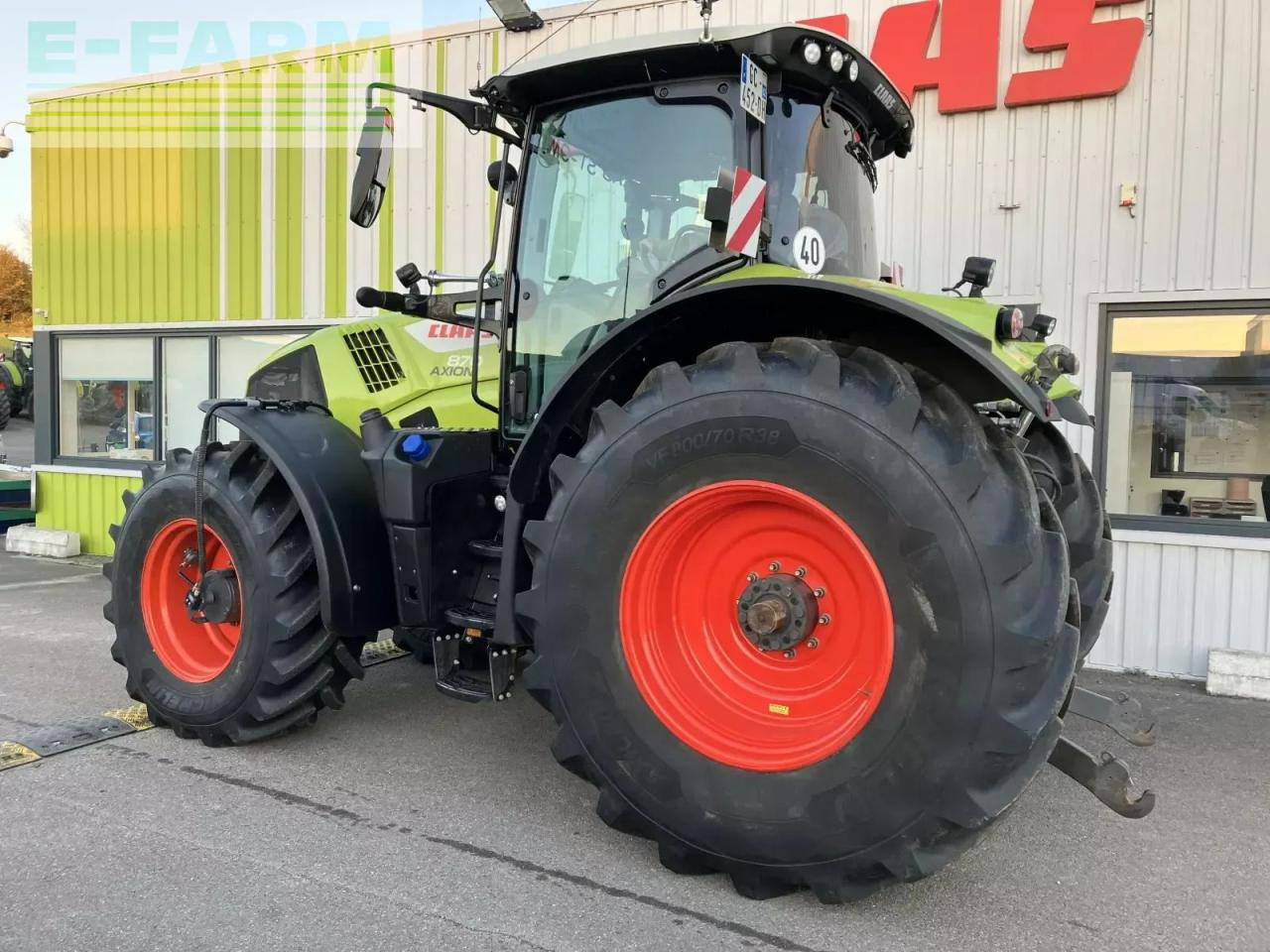 CLAAS axion 870 cmatic s5 sur mesure CMATIC - Tracteur agricole: photos 2 CLAAS axion 870 cmatic s5 sur mesure CMATIC - Tracteur agricole: photos 2