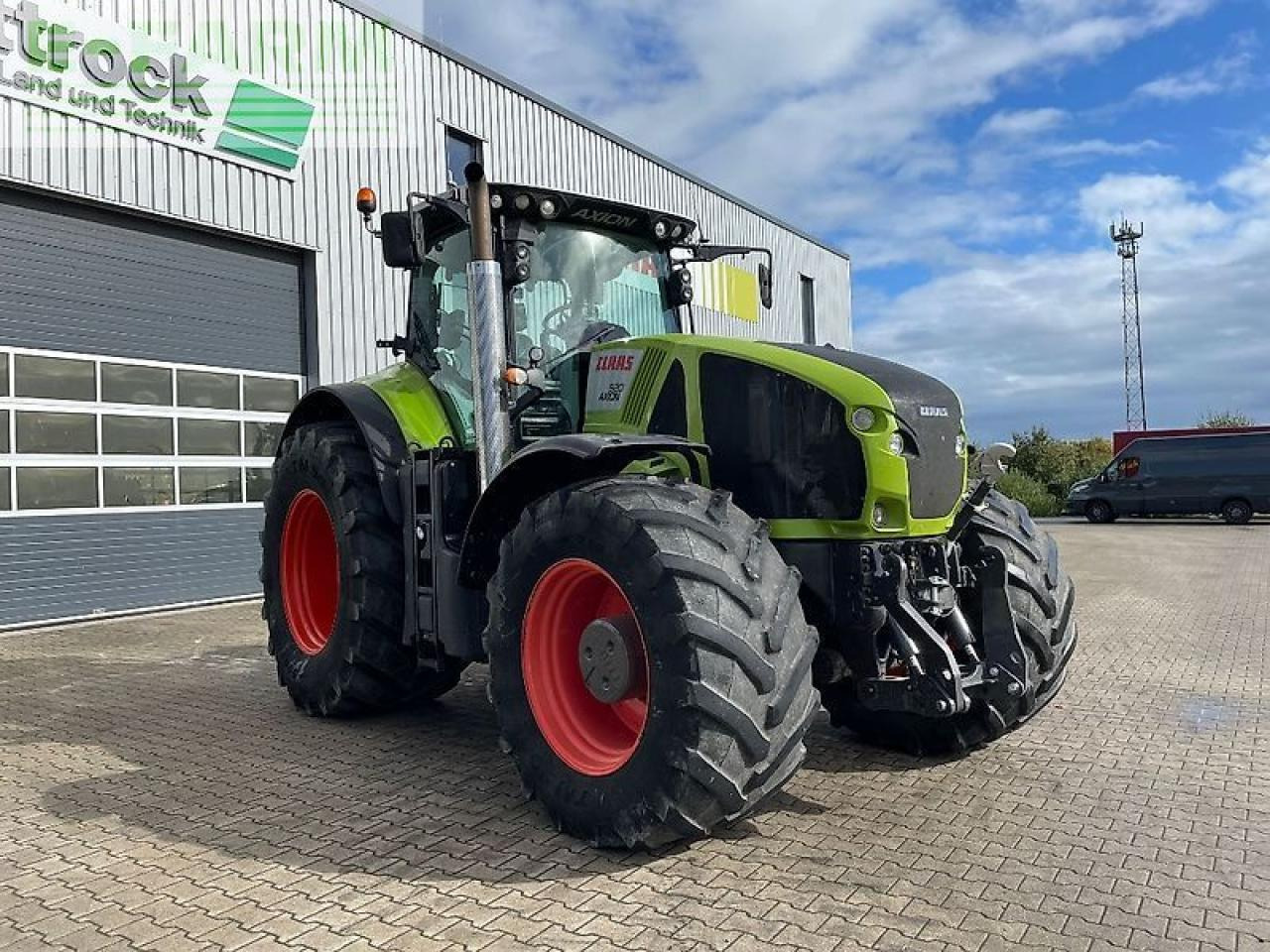 Tracteur agricole CLAAS axion 920 cmatic: photos 10