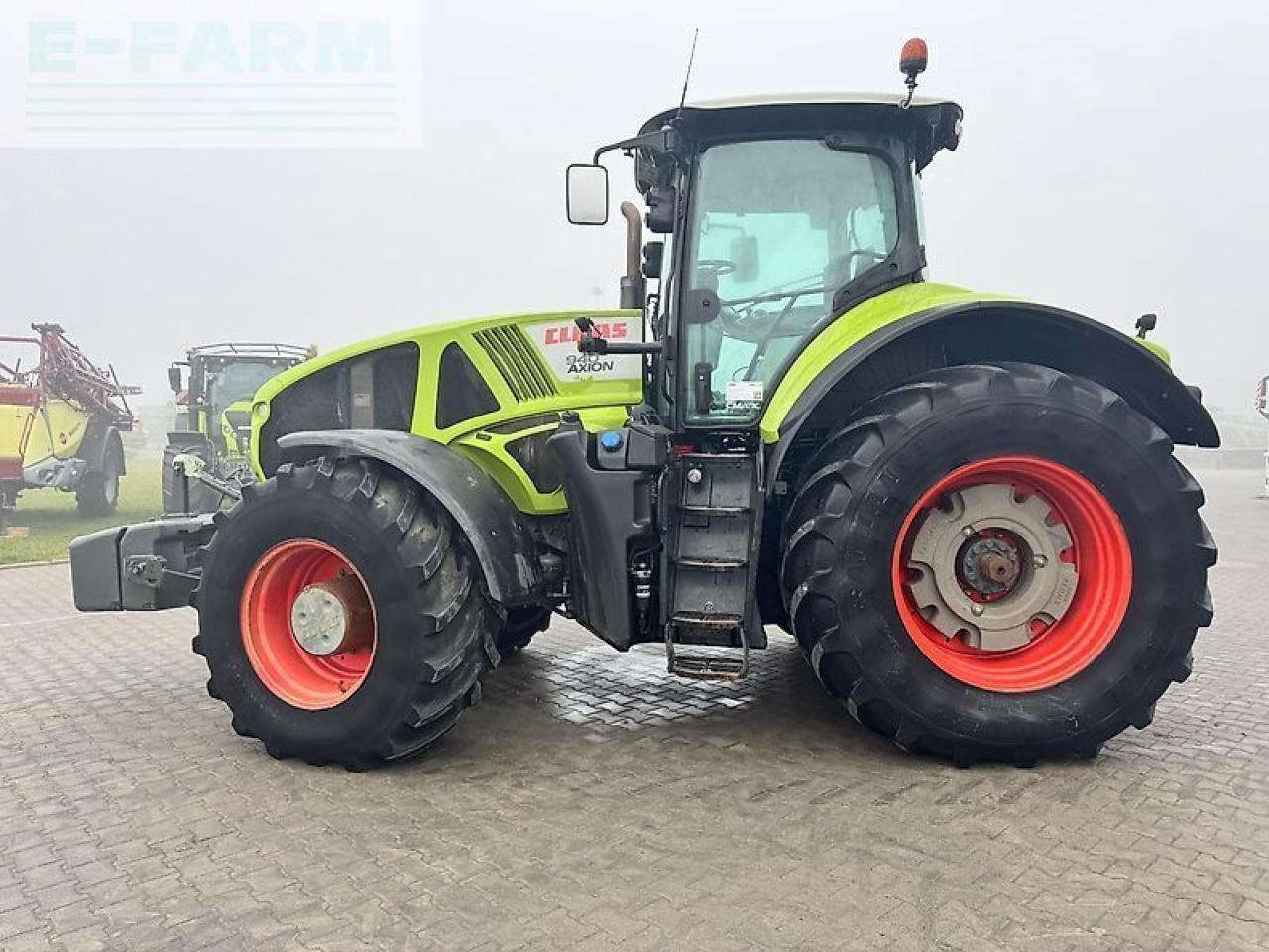 CLAAS axion 940 - Tracteur agricole: photos 4 CLAAS axion 940 - Tracteur agricole: photos 4