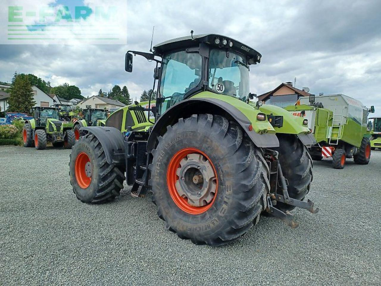 CLAAS axion 940 c-matic - Tracteur agricole: photos 3 CLAAS axion 940 c-matic - Tracteur agricole: photos 3