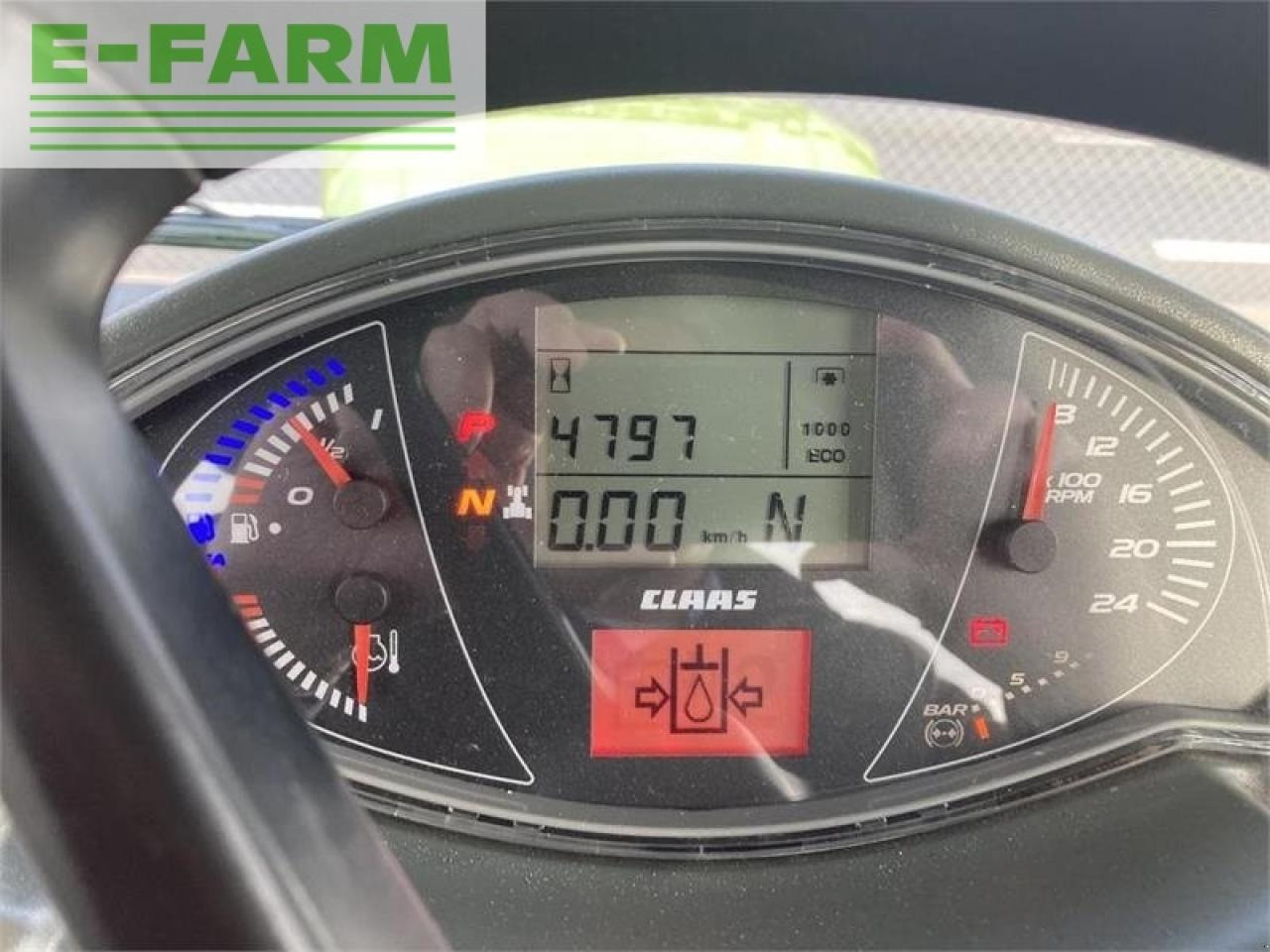 CLAAS axion 950 cmatic cebis CMATIC CEBIS - Tracteur agricole: photos 5 CLAAS axion 950 cmatic cebis CMATIC CEBIS - Tracteur agricole: photos 5