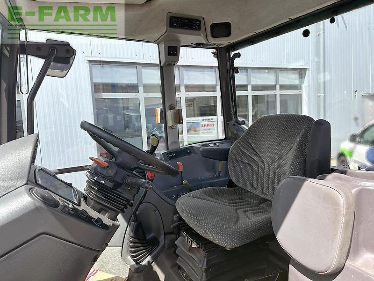 CLAAS celtis 456 rx comfort stoll fz 30 - Tracteur agricole: photos 4 CLAAS celtis 456 rx comfort stoll fz 30 - Tracteur agricole: photos 4