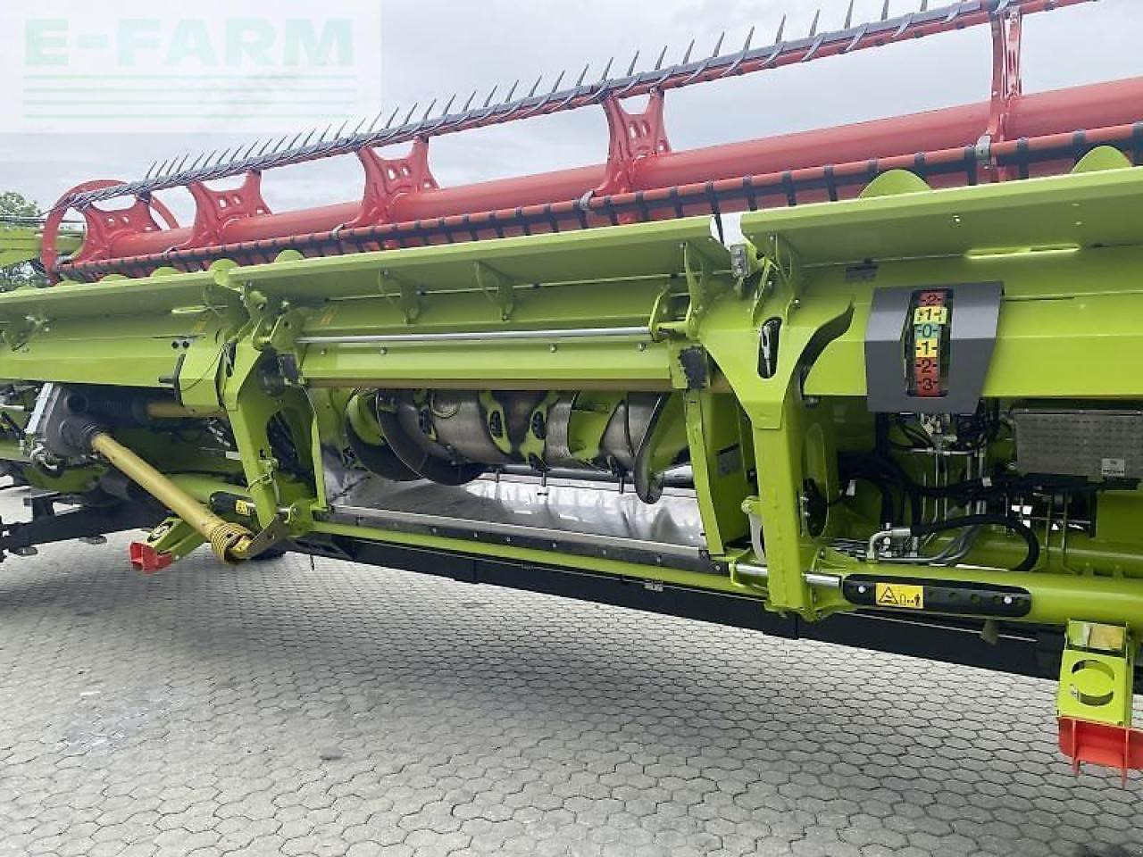 CLAAS convio flex 930 + tw - Accessoire aux ensileuses: photos 4 CLAAS convio flex 930 + tw - Accessoire aux ensileuses: photos 4