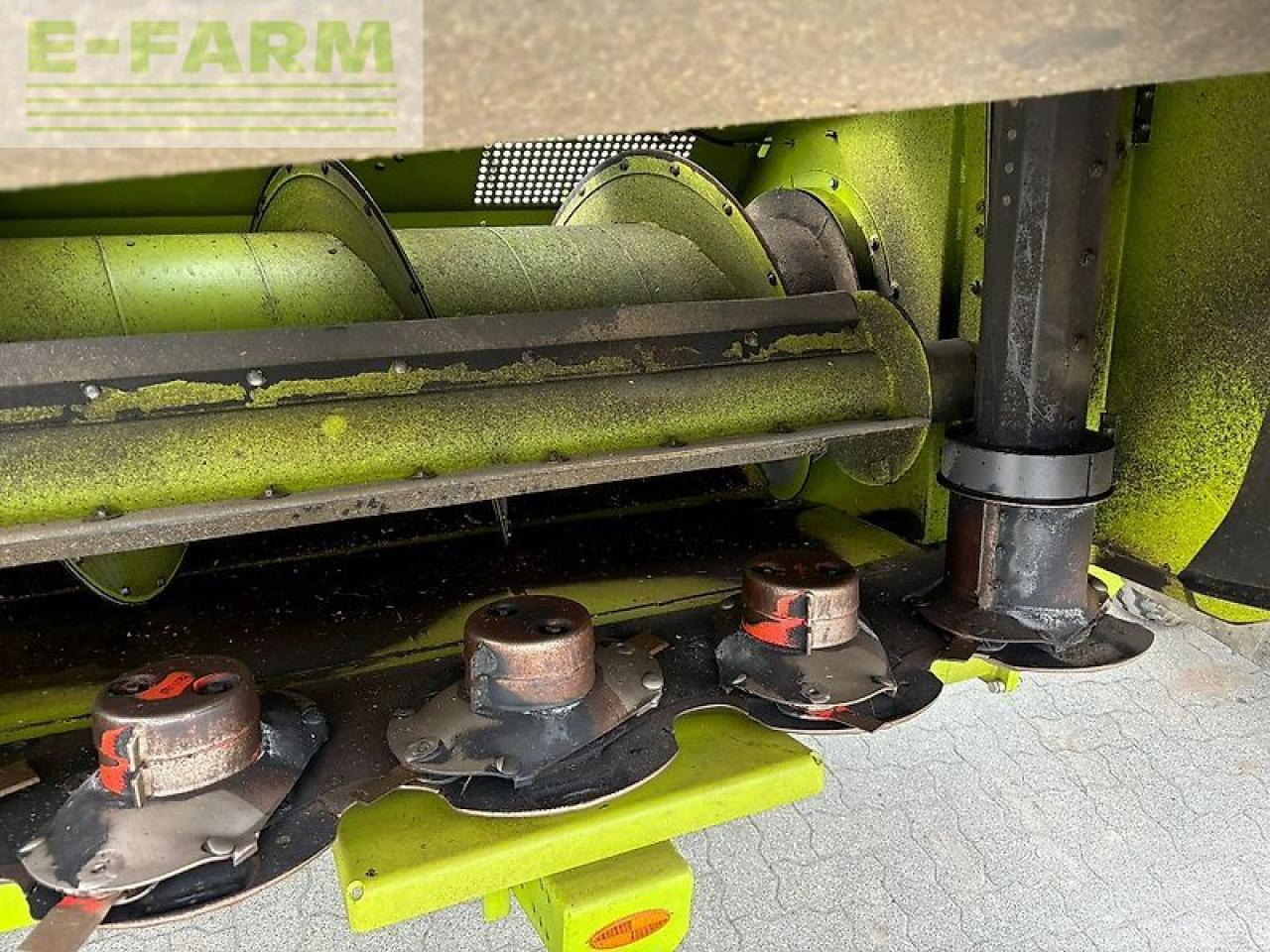 CLAAS direct disc 500 p - Accessoire aux ensileuses: photos 3 CLAAS direct disc 500 p - Accessoire aux ensileuses: photos 3