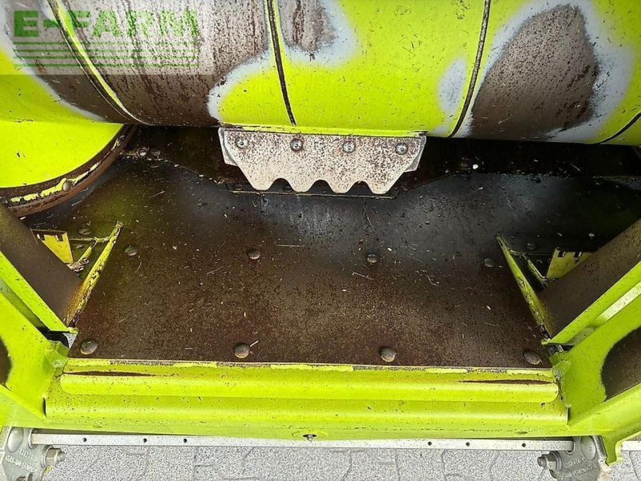 CLAAS direct disc 500 p - Accessoire aux ensileuses: photos 4 CLAAS direct disc 500 p - Accessoire aux ensileuses: photos 4