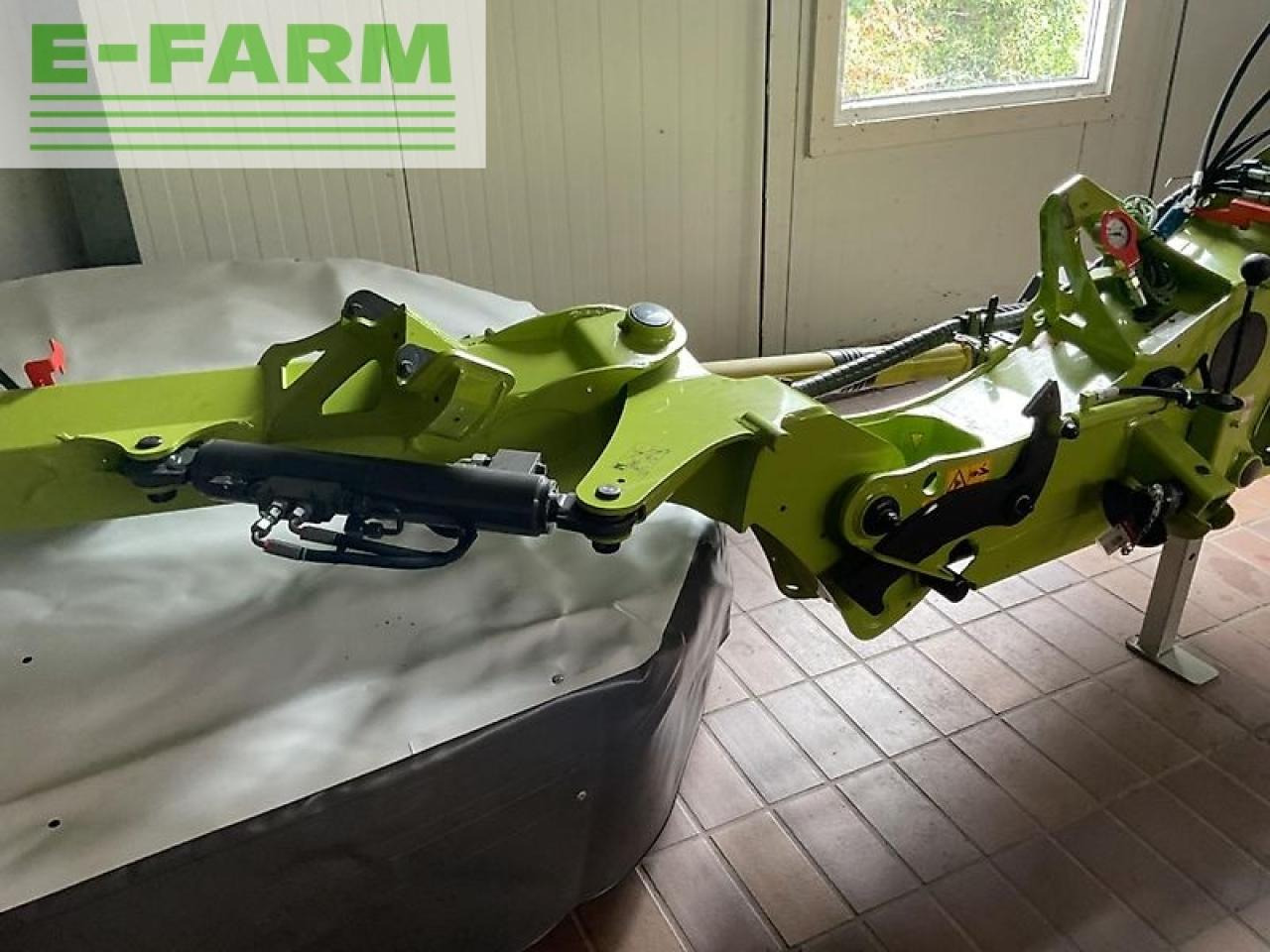 CLAAS disco 4400 contour - Faucheuse: photos 4 CLAAS disco 4400 contour - Faucheuse: photos 4