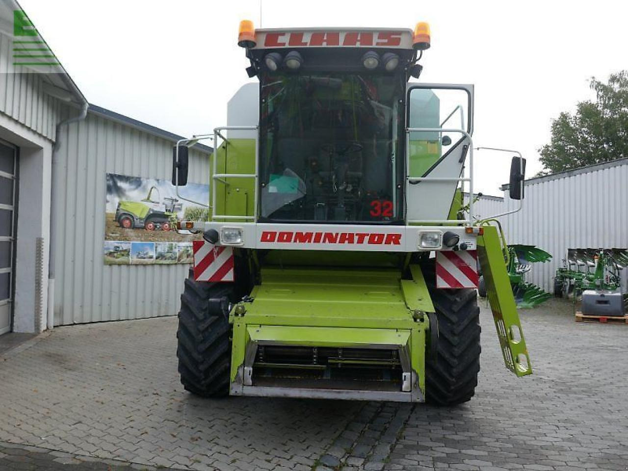 CLAAS dominator 208 mega - Moissonneuse-batteuse: photos 2 CLAAS dominator 208 mega - Moissonneuse-batteuse: photos 2
