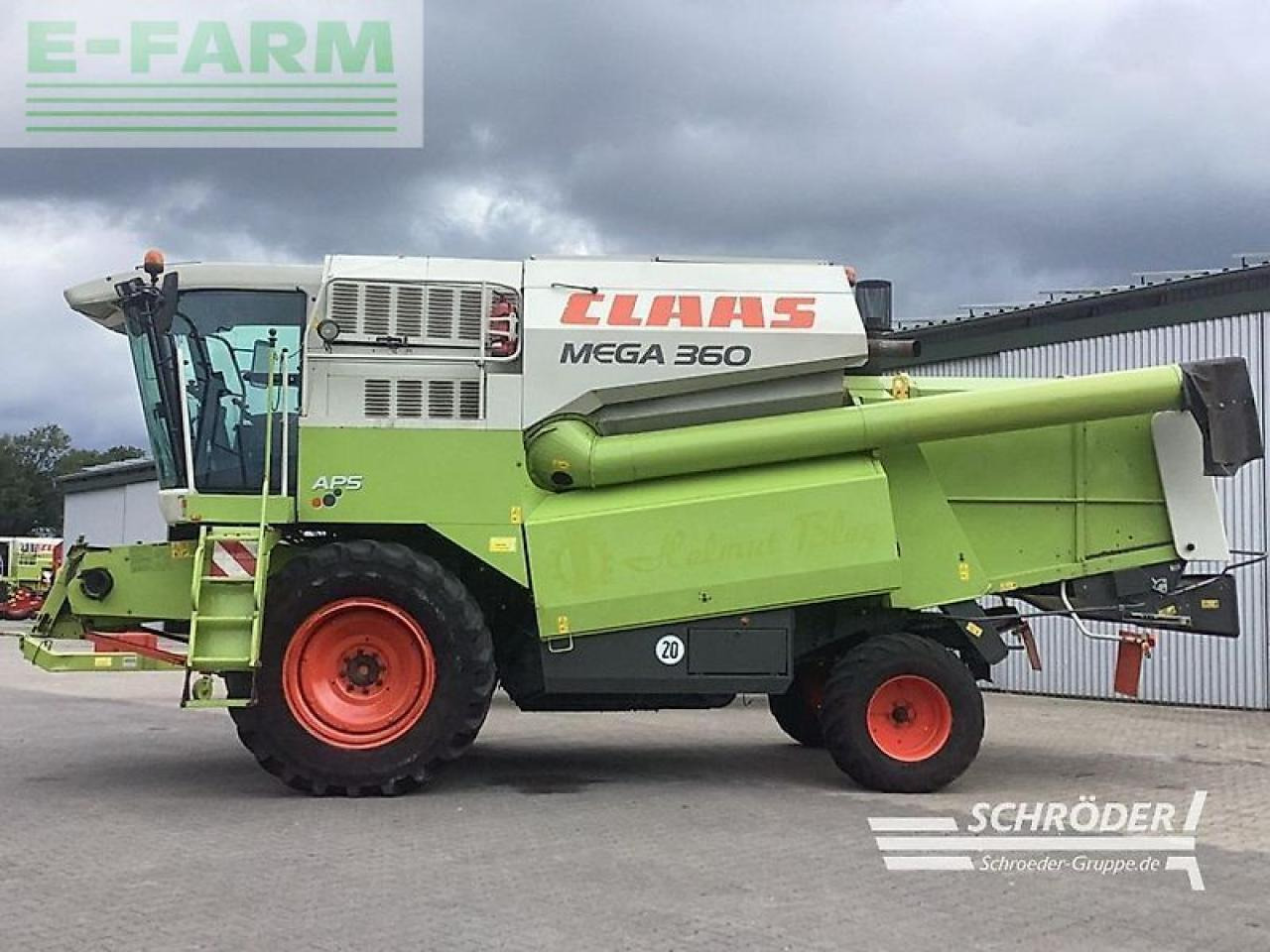 CLAAS dominator 360 mega + c 600 schneidwerk - Moissonneuse-batteuse: photos 2 CLAAS dominator 360 mega + c 600 schneidwerk - Moissonneuse-batteuse: photos 2