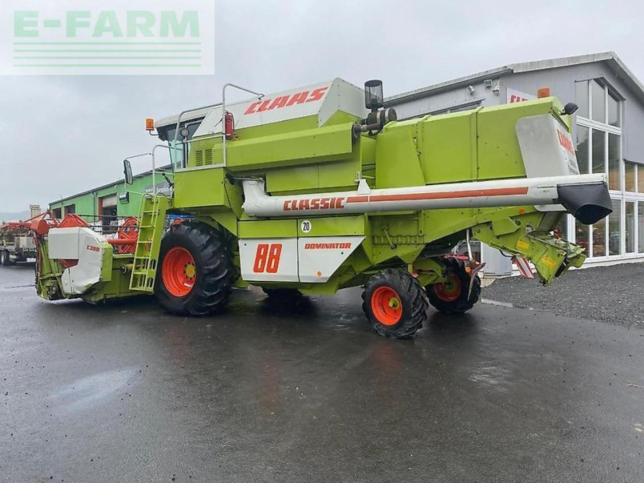CLAAS dominator 88 - Moissonneuse-batteuse: photos 5 CLAAS dominator 88 - Moissonneuse-batteuse: photos 5