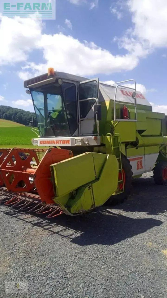 CLAAS dominator 88 s - Moissonneuse-batteuse: photos 2 CLAAS dominator 88 s - Moissonneuse-batteuse: photos 2