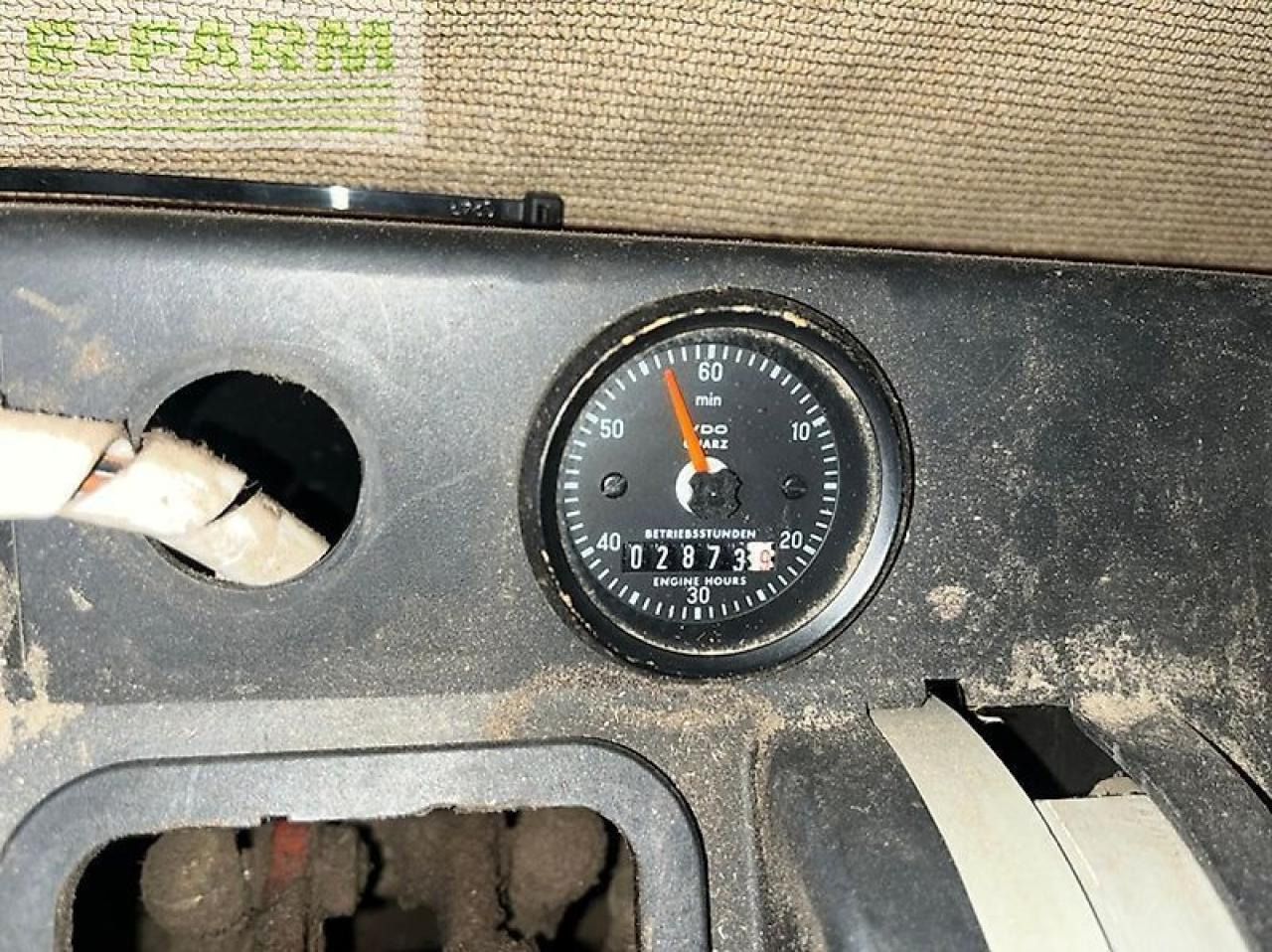 CLAAS dominator 88 s - Moissonneuse-batteuse: photos 5 CLAAS dominator 88 s - Moissonneuse-batteuse: photos 5