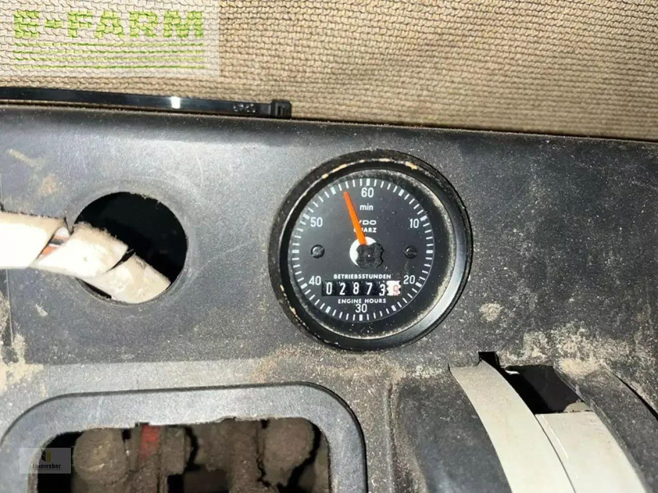 CLAAS dominator 88 s - Moissonneuse-batteuse: photos 5 CLAAS dominator 88 s - Moissonneuse-batteuse: photos 5