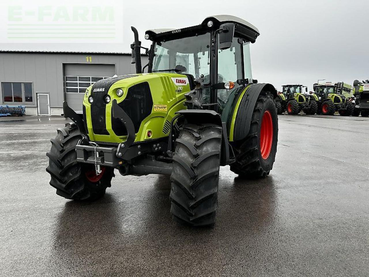 CLAAS elios 210 (kabine mit glasdach) - Tracteur agricole: photos 2 CLAAS elios 210 (kabine mit glasdach) - Tracteur agricole: photos 2
