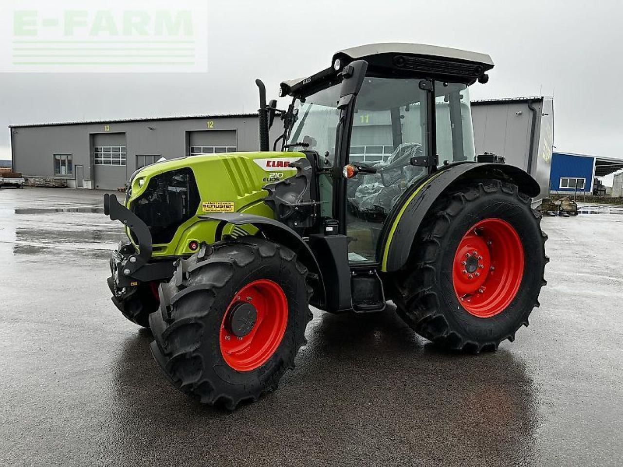 CLAAS elios 210 (kabine mit glasdach) - Tracteur agricole: photos 1 CLAAS elios 210 (kabine mit glasdach) - Tracteur agricole: photos 1