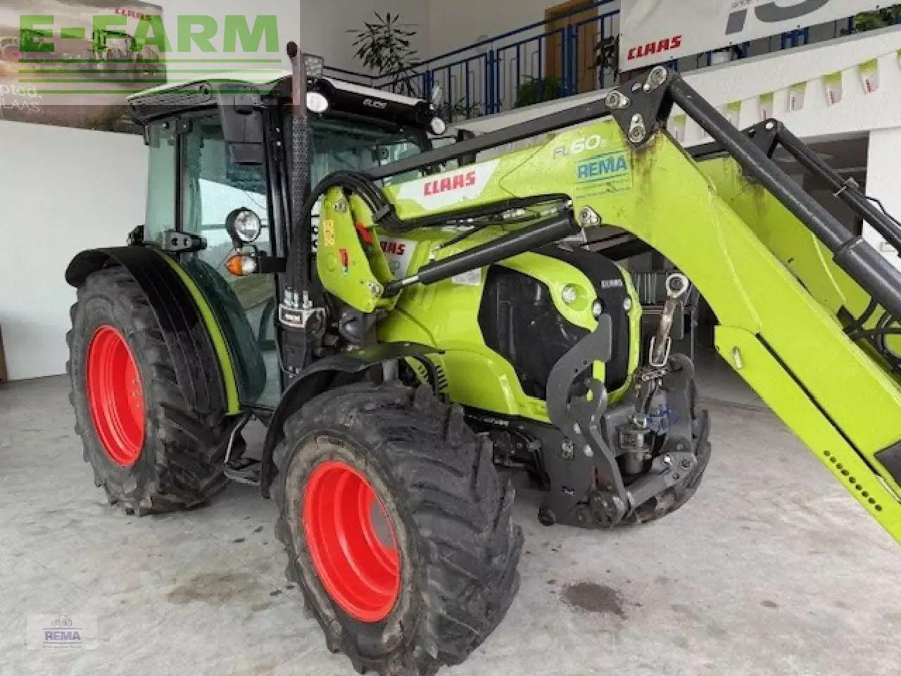 CLAAS elios 220 - Tracteur agricole: photos 1 CLAAS elios 220 - Tracteur agricole: photos 1
