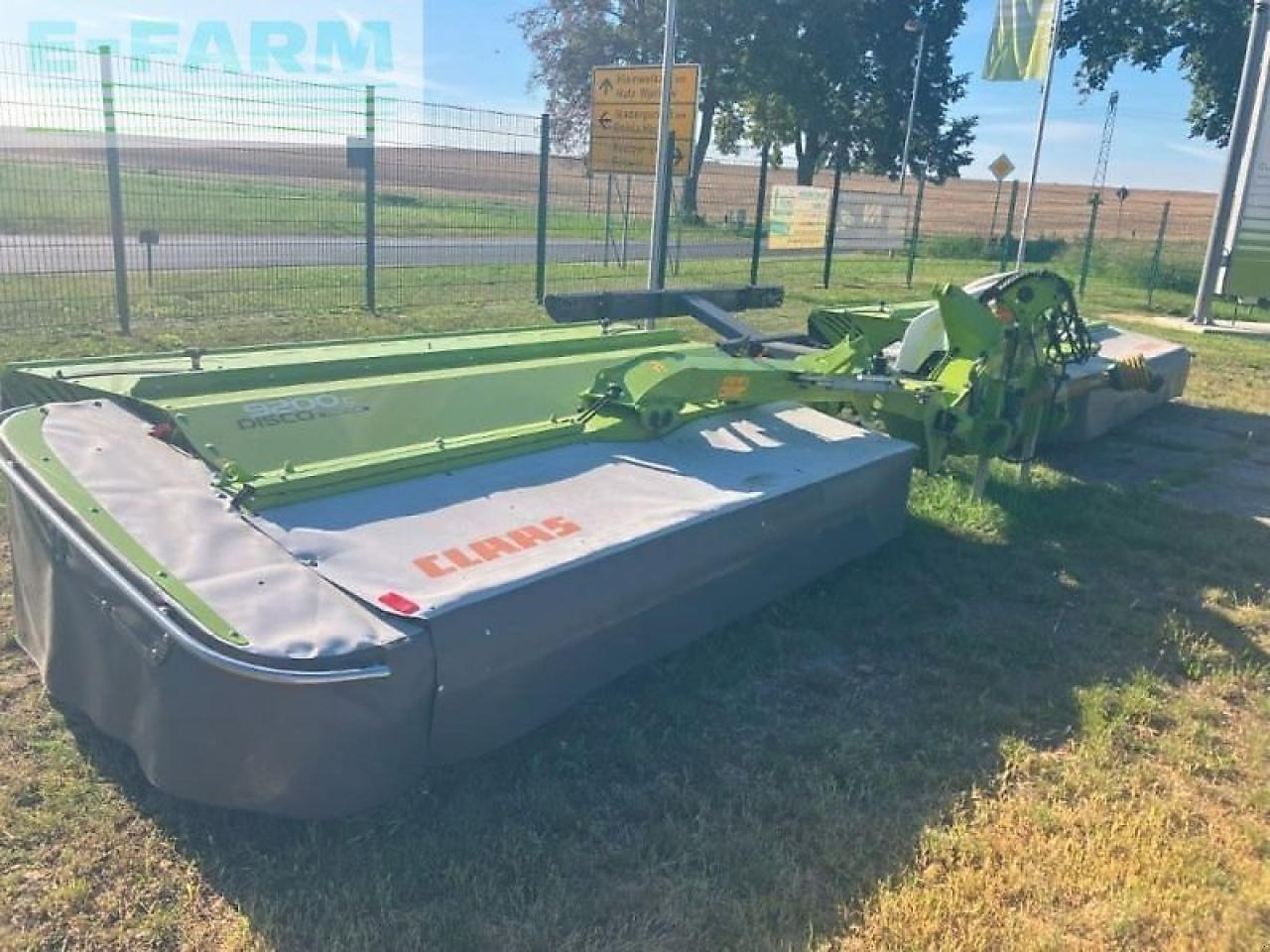 CLAAS gebr. mähwerk disco 9200 c con - Faucheuse: photos 1 CLAAS gebr. mähwerk disco 9200 c con - Faucheuse: photos 1