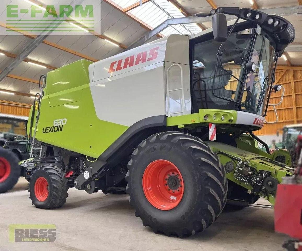 CLAAS lexion 630 montana t4 - Moissonneuse-batteuse: photos 1 CLAAS lexion 630 montana t4 - Moissonneuse-batteuse: photos 1