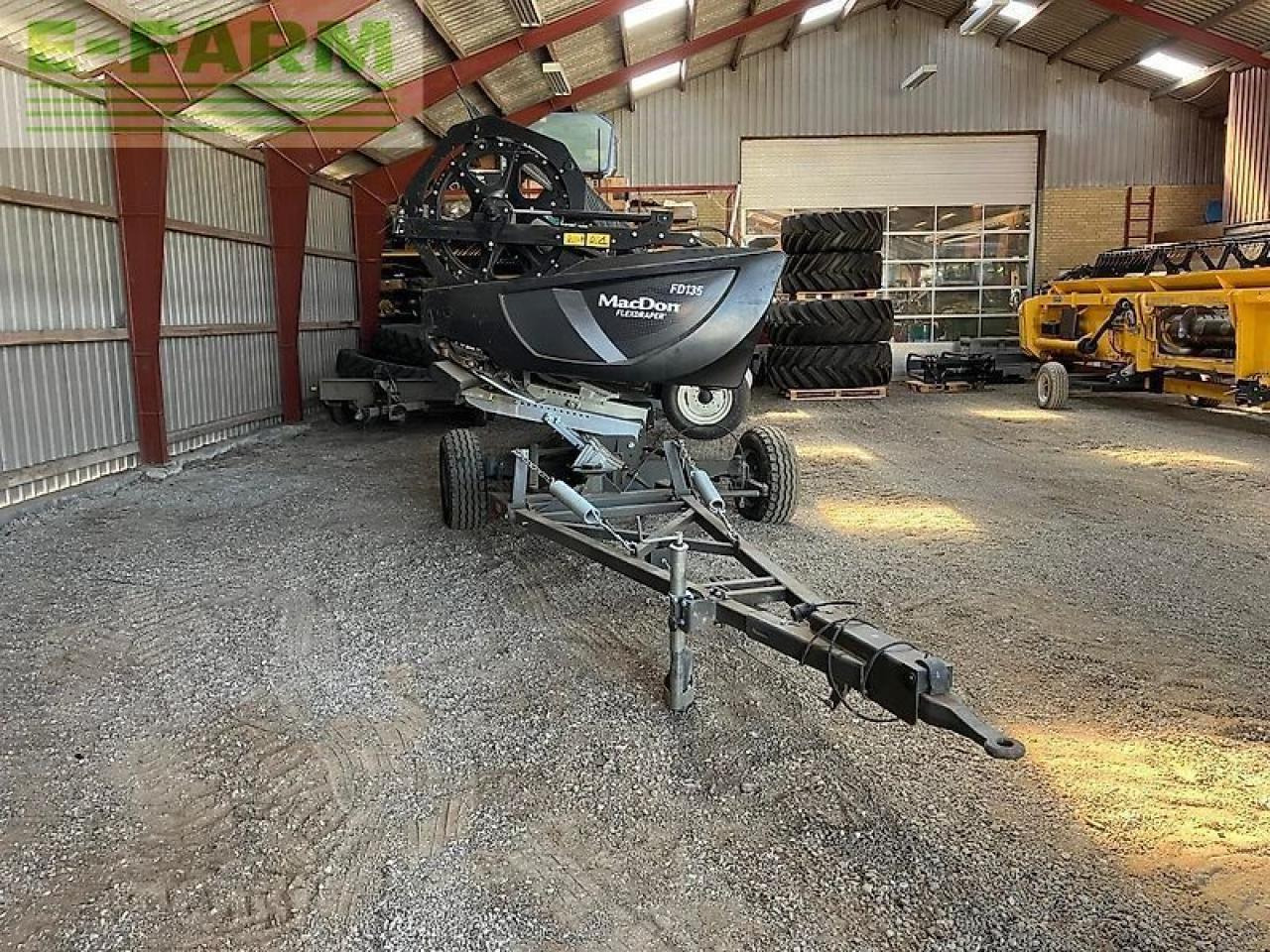 CLAAS lexion 6900 4 wd - Moissonneuse-batteuse: photos 5 CLAAS lexion 6900 4 wd - Moissonneuse-batteuse: photos 5