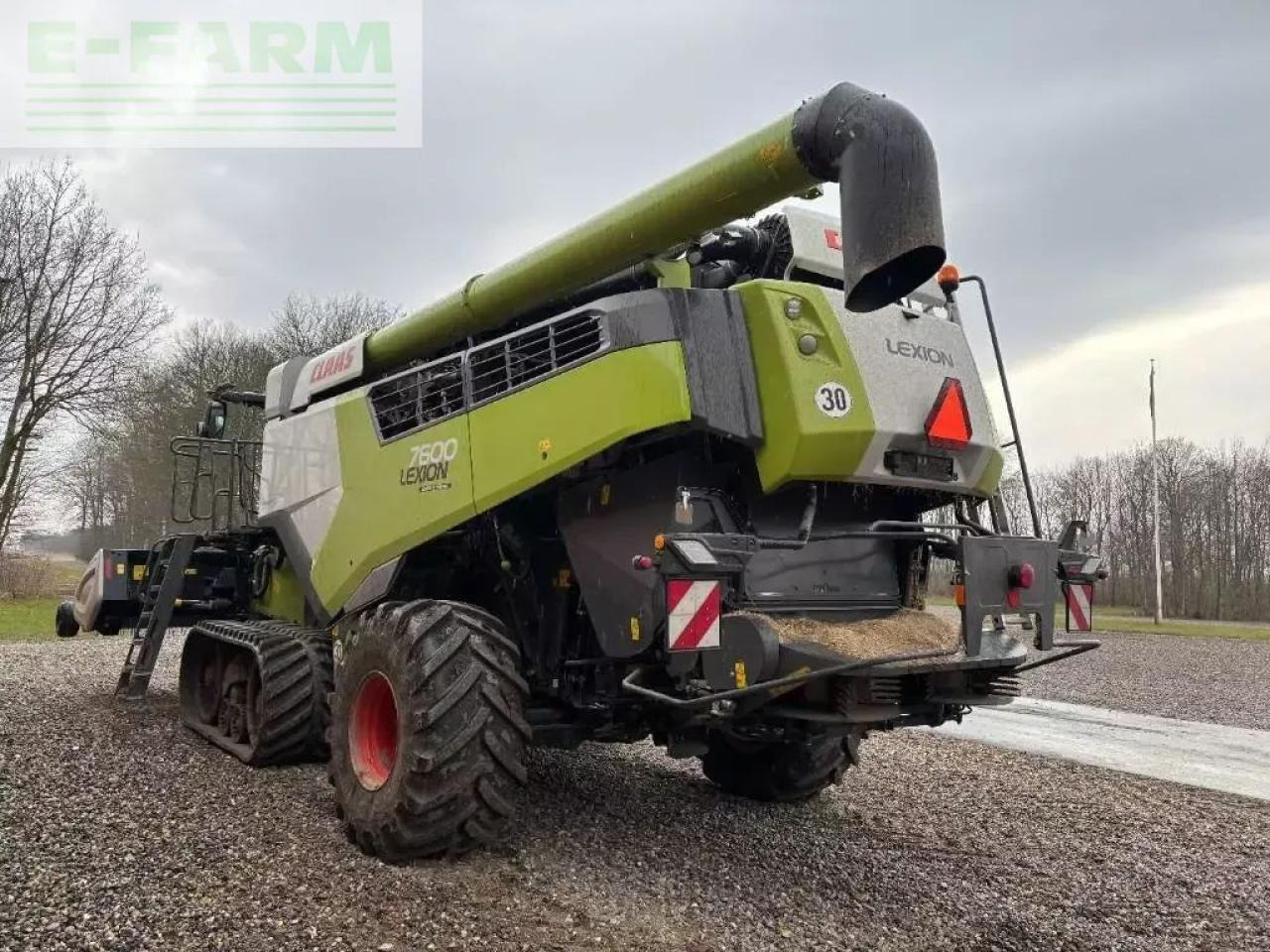 CLAAS lexion 7600 tt 4wd - Moissonneuse-batteuse: photos 3 CLAAS lexion 7600 tt 4wd - Moissonneuse-batteuse: photos 3