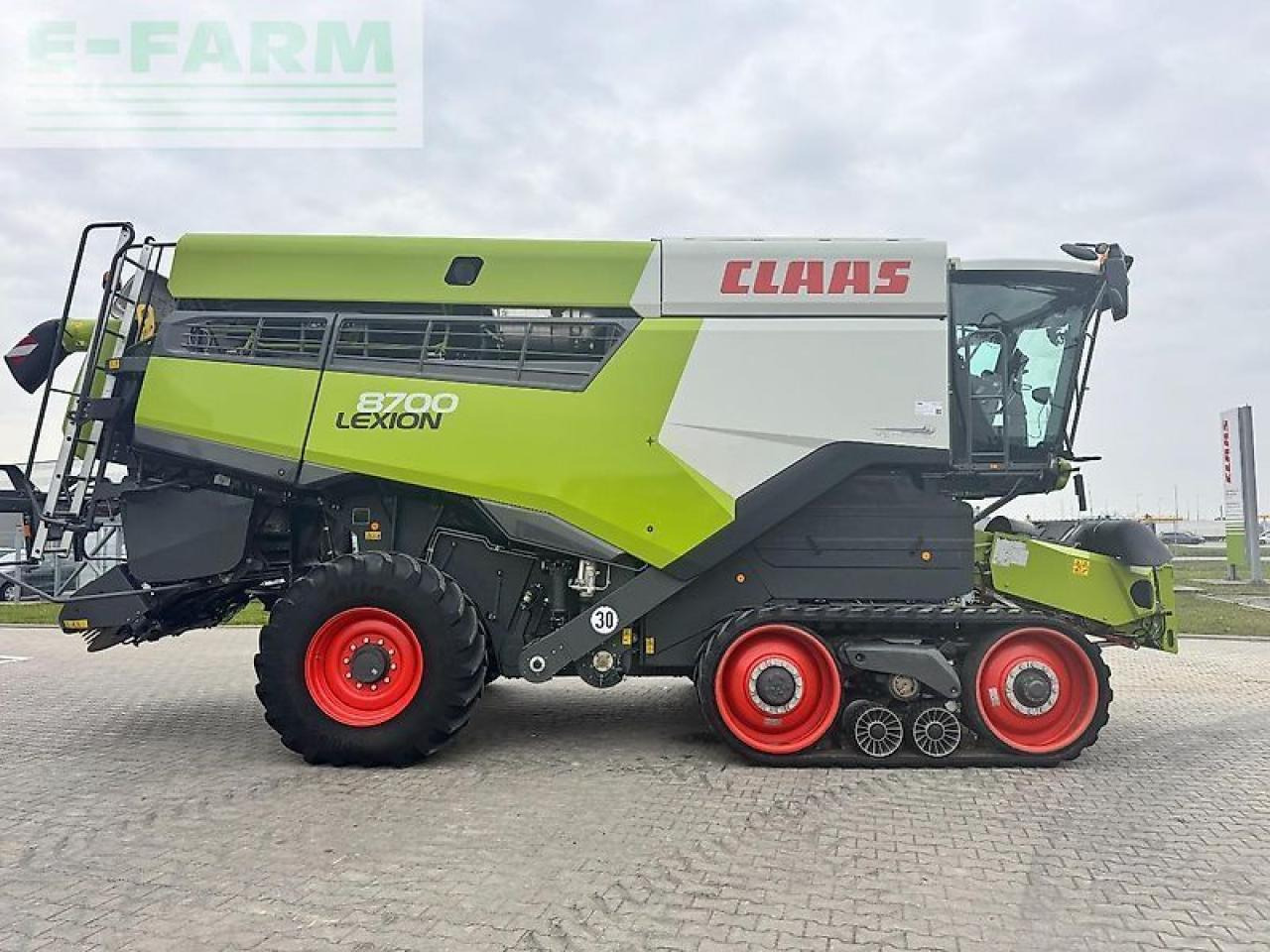 Moissonneuse-batteuse CLAAS lexion 8700 tt: photos 14 Moissonneuse-batteuse CLAAS lexion 8700 tt: photos 14