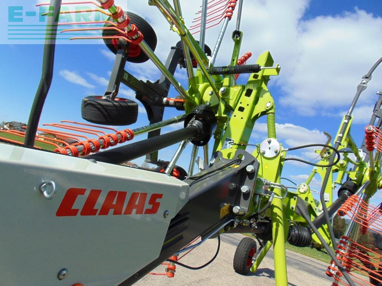 Faneuse CLAAS liner 1600: photos 8