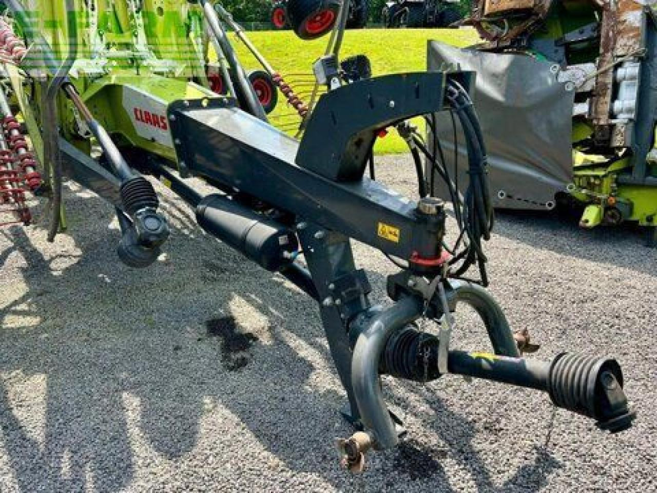 Faneuse CLAAS liner 4900 business: photos 7