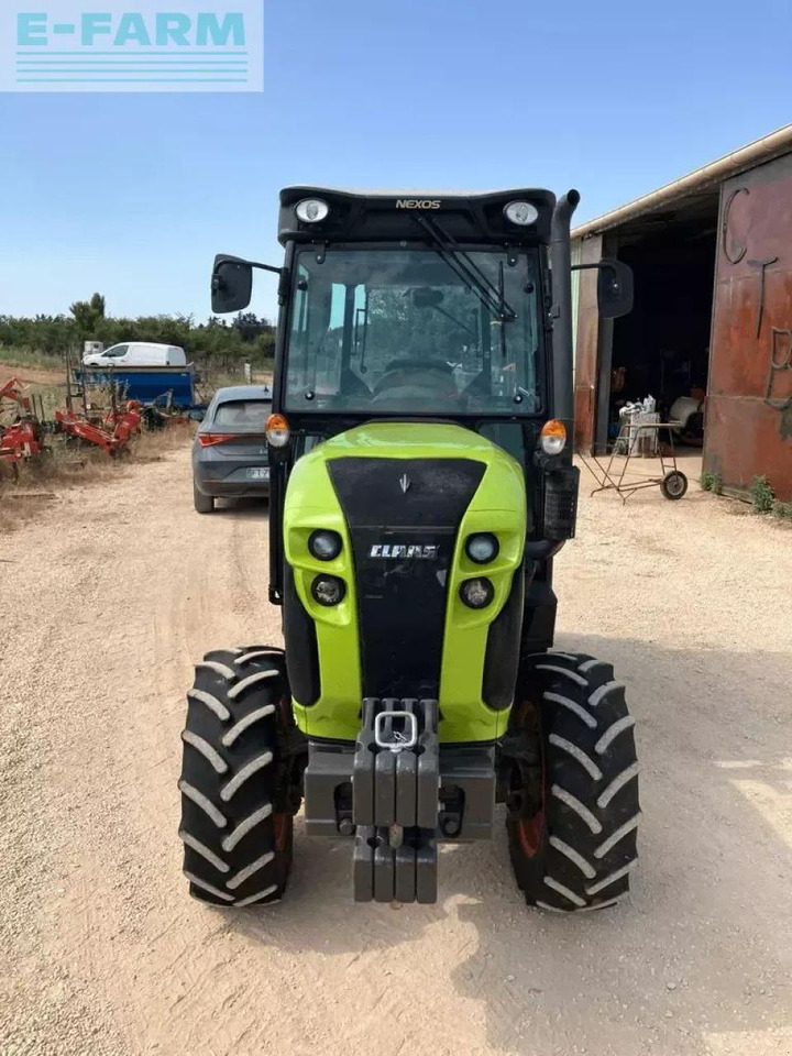 CLAAS nexos 230 m ls+ - Tracteur agricole: photos 3 CLAAS nexos 230 m ls+ - Tracteur agricole: photos 3