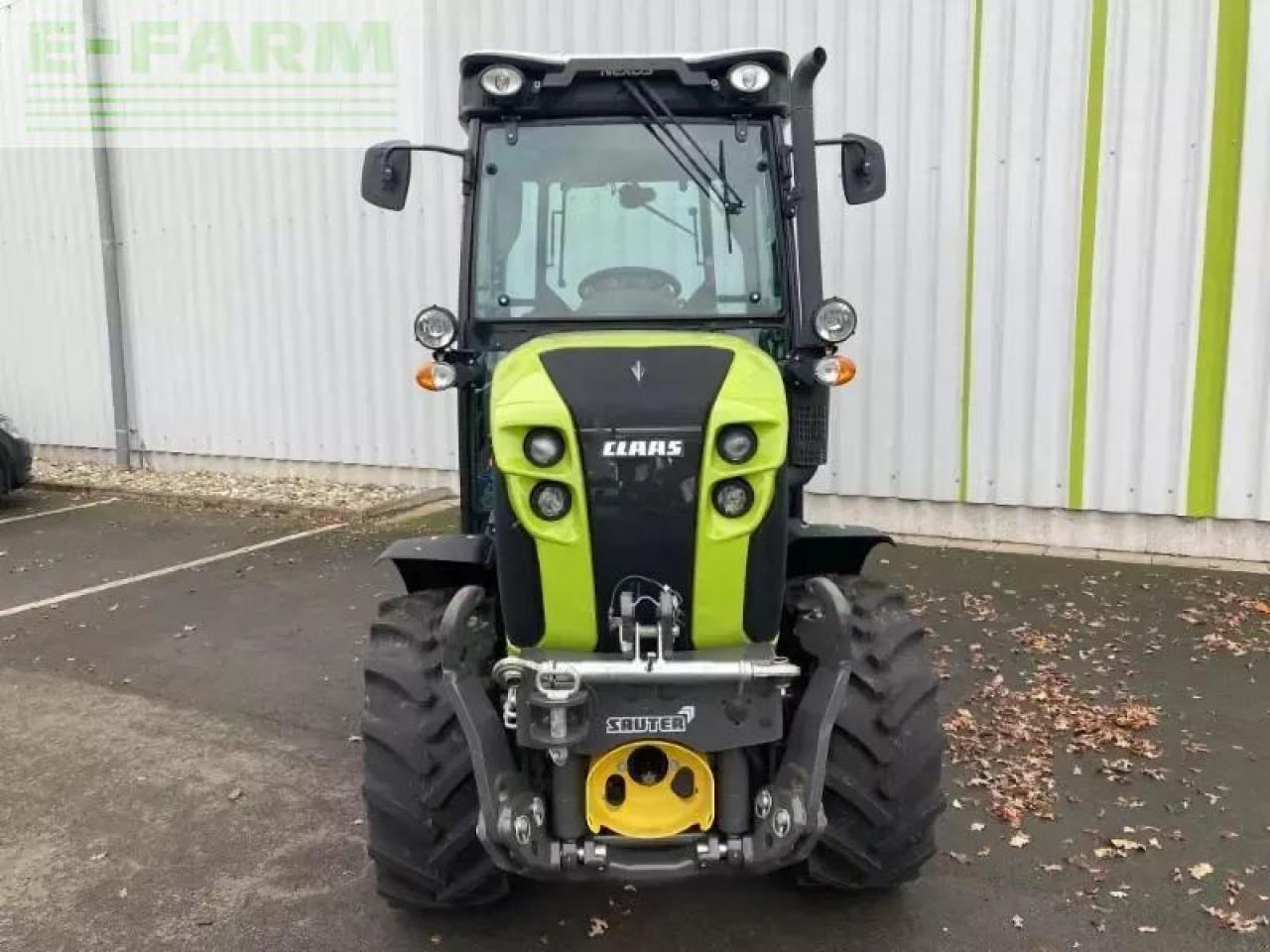 CLAAS nexos 240 m - Tracteur agricole: photos 2 CLAAS nexos 240 m - Tracteur agricole: photos 2