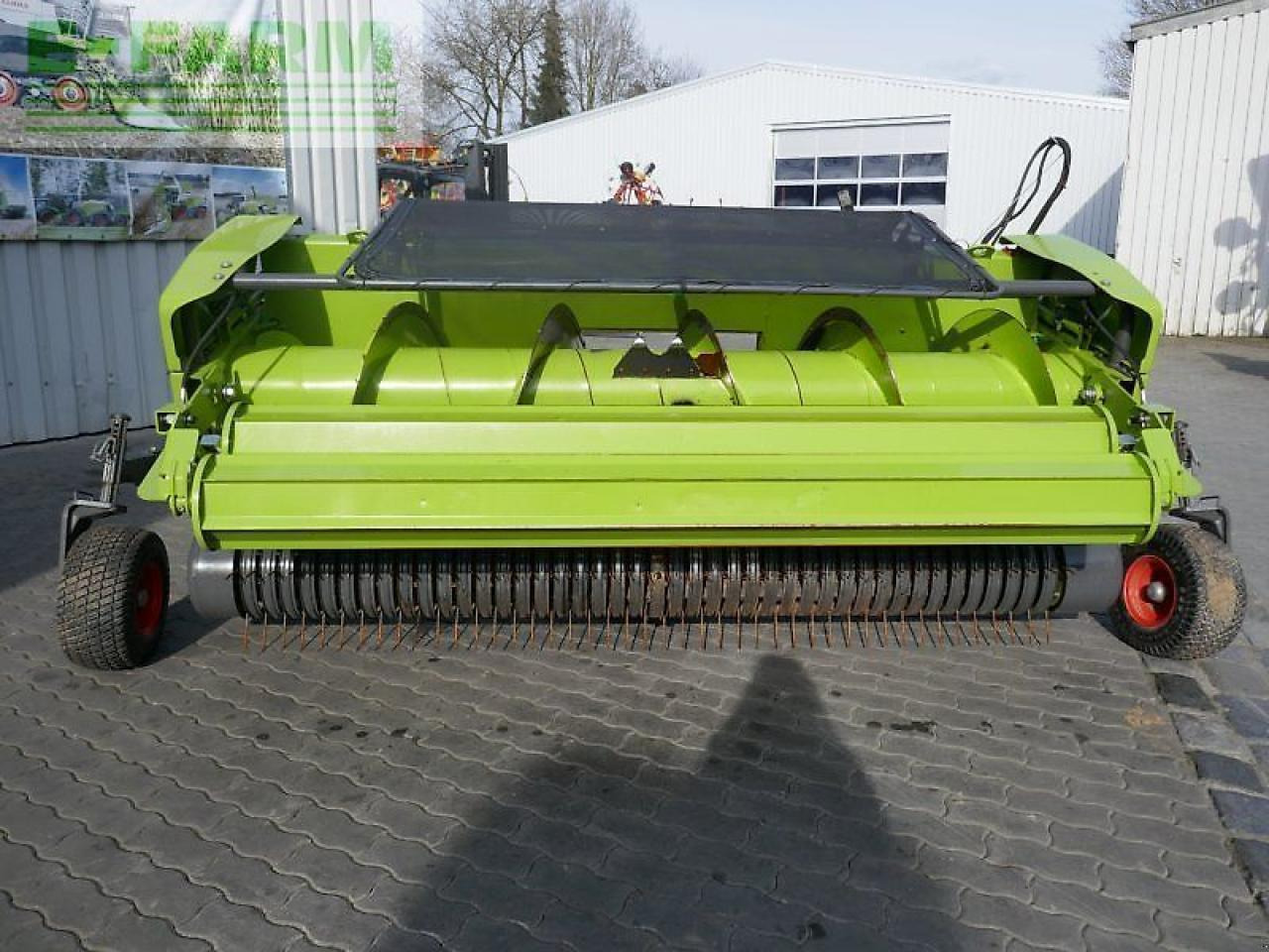 CLAAS pick up 300 profi i36 - Accessoire aux ensileuses: photos 2 CLAAS pick up 300 profi i36 - Accessoire aux ensileuses: photos 2