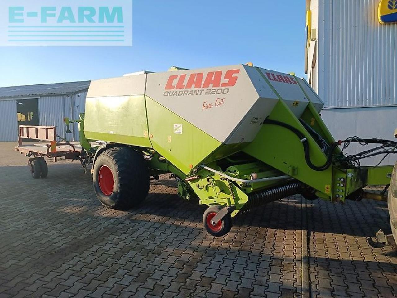 CLAAS quadrant 2200 - Presse à balles cubiques: photos 5 CLAAS quadrant 2200 - Presse à balles cubiques: photos 5