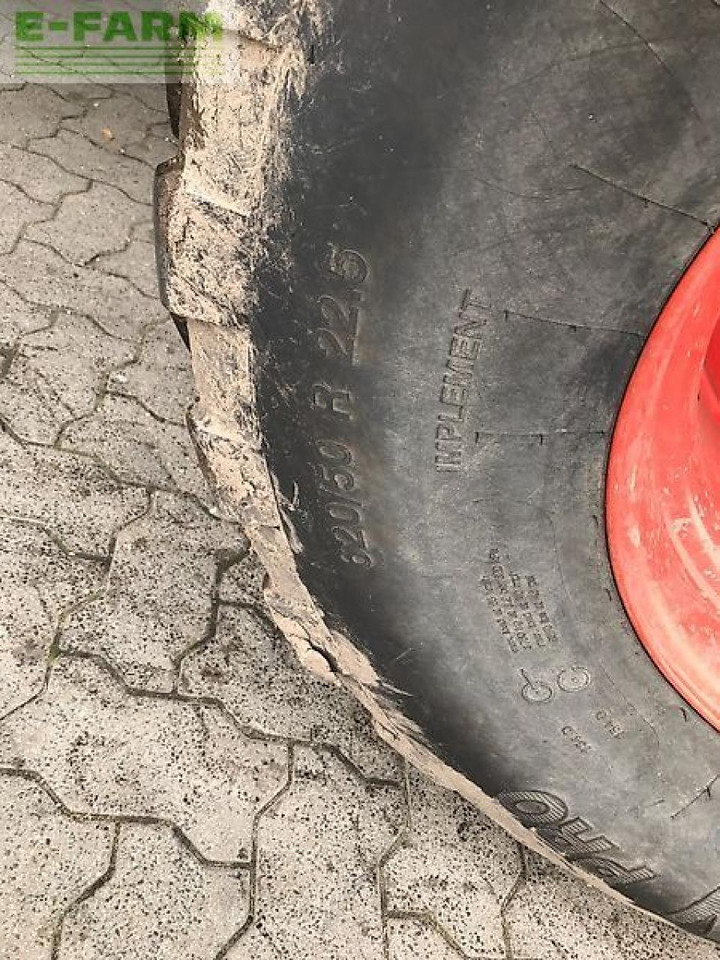 CLAAS quadrant 5300 fc - Presse à balles cubiques: photos 3 CLAAS quadrant 5300 fc - Presse à balles cubiques: photos 3