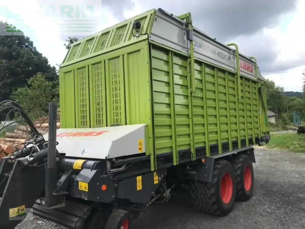 CLAAS quantum 4700p - Autochargeuse: photos 1 CLAAS quantum 4700p - Autochargeuse: photos 1