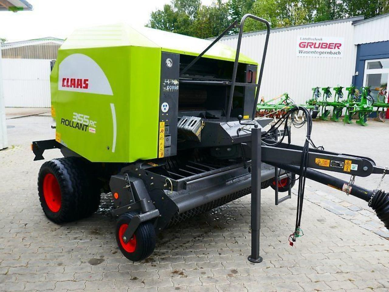 CLAAS rollant 355 rc - Presse à balles cubiques: photos 3 CLAAS rollant 355 rc - Presse à balles cubiques: photos 3