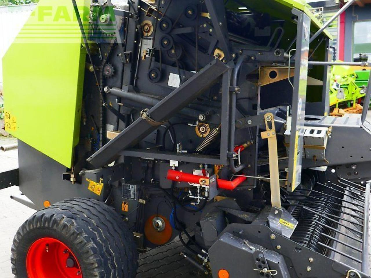 CLAAS rollant 355 rc - Presse à balles cubiques: photos 5 CLAAS rollant 355 rc - Presse à balles cubiques: photos 5