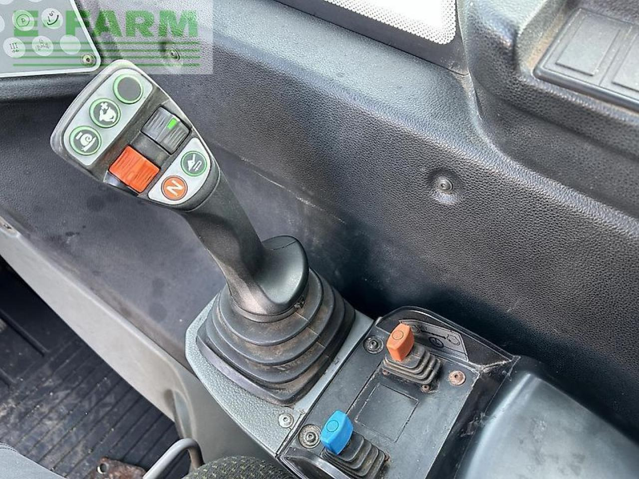 CLAAS scorpion 7050 - Chariot télescopique: photos 4 CLAAS scorpion 7050 - Chariot télescopique: photos 4