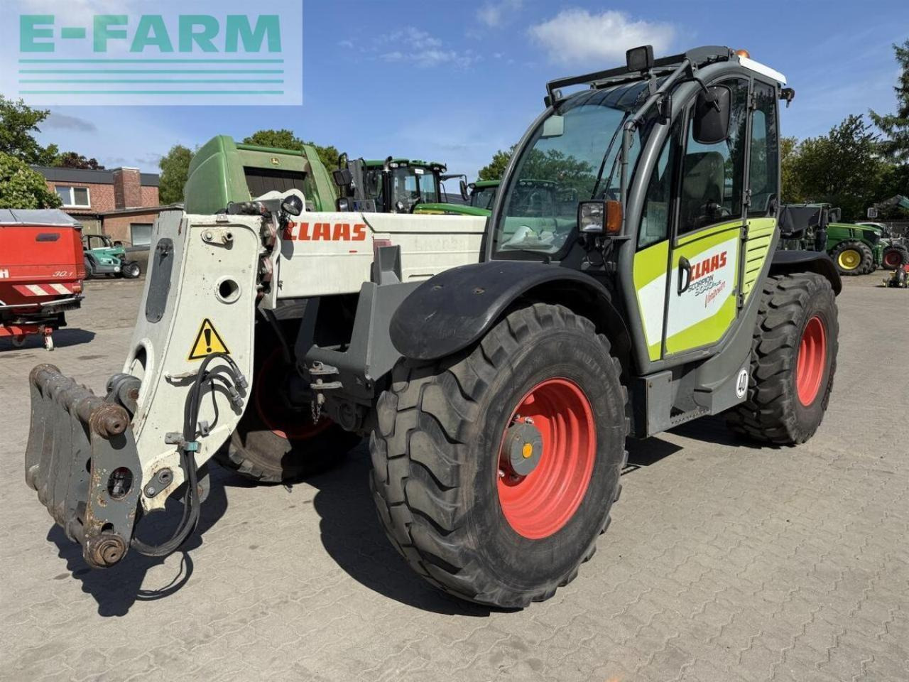 Chariot télescopique CLAAS scorpion 9040 vario plus: photos 7