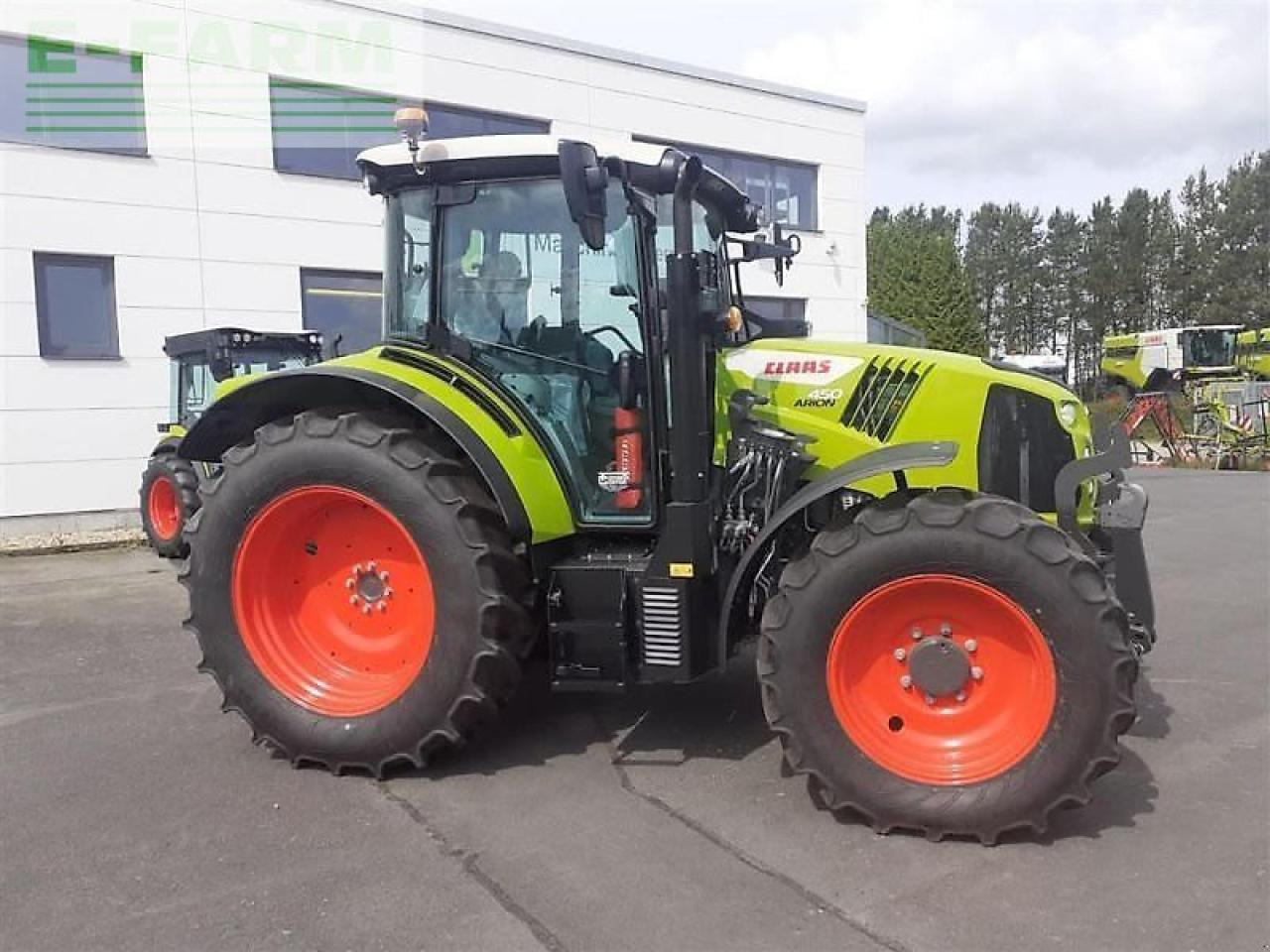 CLAAS traktor arion 450 cis+ CIS+ - Tracteur agricole: photos 2 CLAAS traktor arion 450 cis+ CIS+ - Tracteur agricole: photos 2