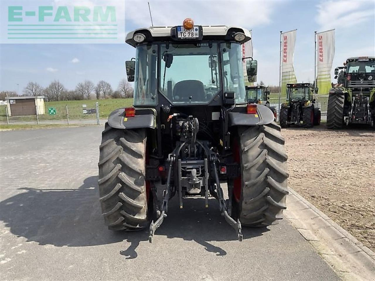 CLAAS traktor axos 240 advanced kons - Tracteur agricole: photos 4 CLAAS traktor axos 240 advanced kons - Tracteur agricole: photos 4
