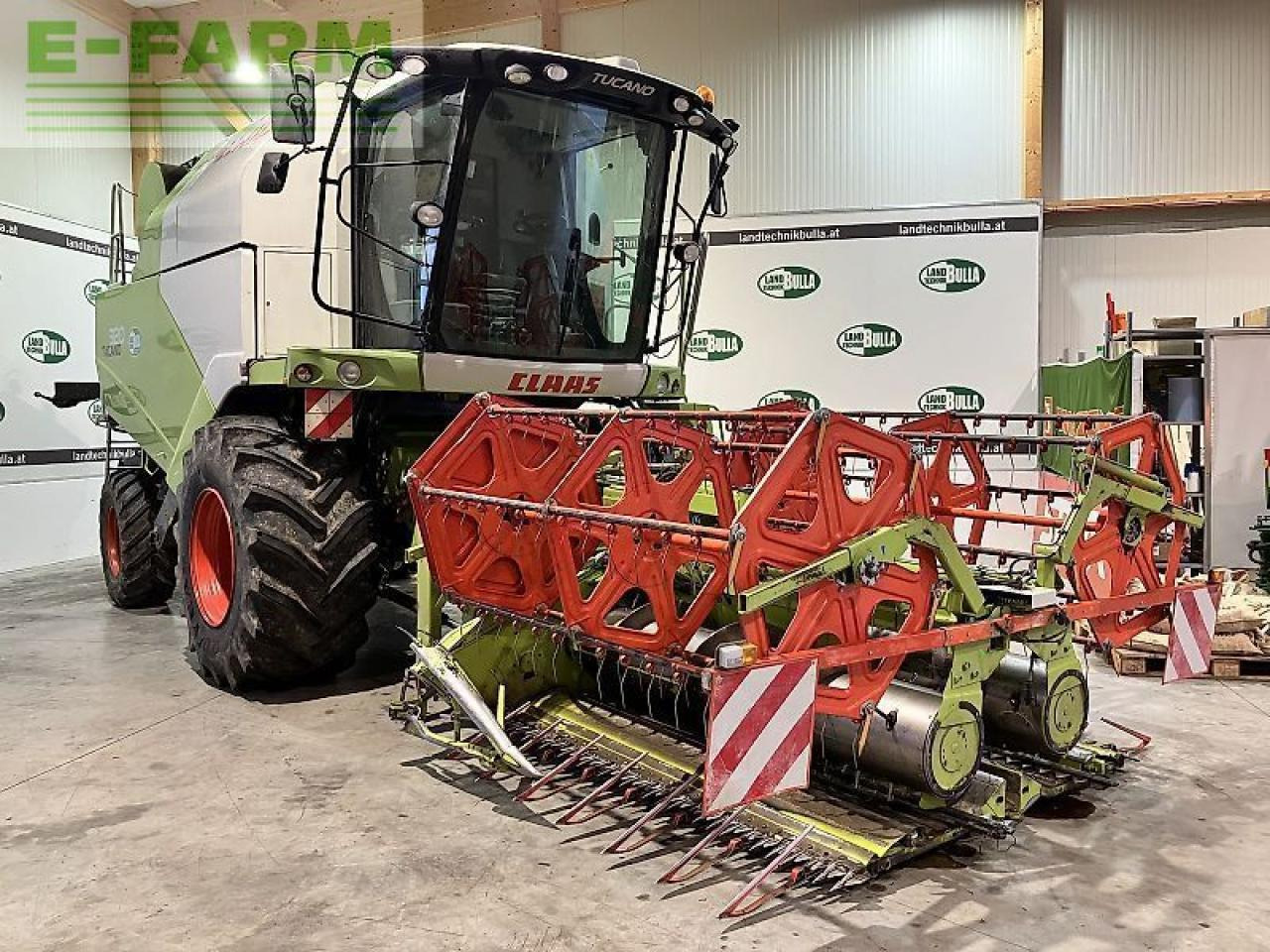 CLAAS tucano 320 - Moissonneuse-batteuse: photos 2 CLAAS tucano 320 - Moissonneuse-batteuse: photos 2