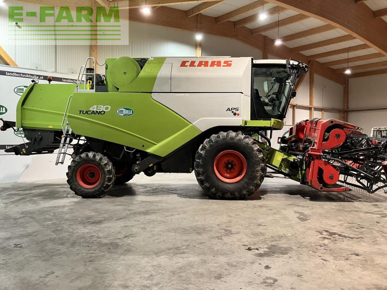 CLAAS tucano 430 - Moissonneuse-batteuse: photos 3 CLAAS tucano 430 - Moissonneuse-batteuse: photos 3