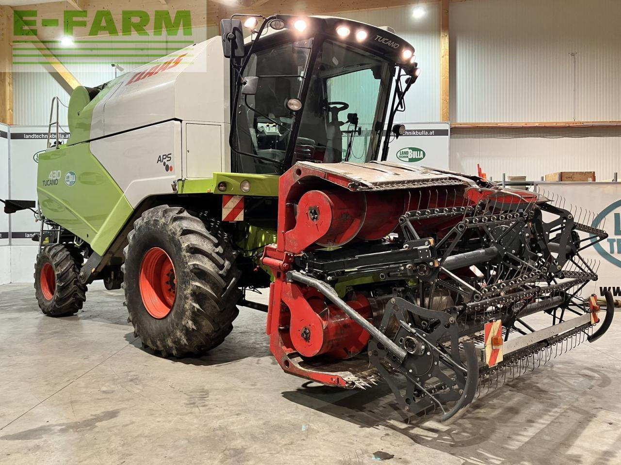 CLAAS tucano 430 - Moissonneuse-batteuse: photos 2 CLAAS tucano 430 - Moissonneuse-batteuse: photos 2