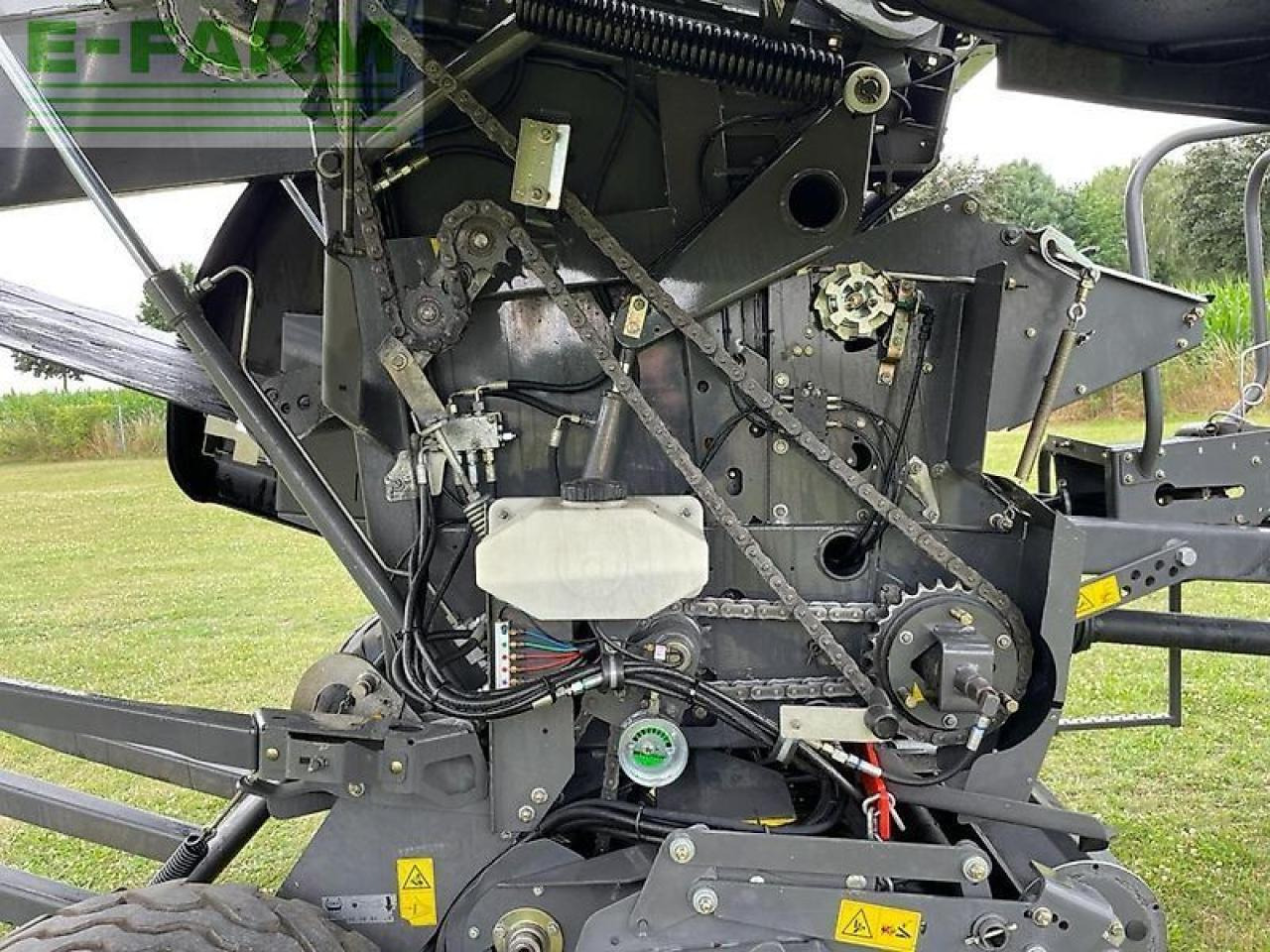 CLAAS variant 385 rc - Presse à balles cubiques: photos 4 CLAAS variant 385 rc - Presse à balles cubiques: photos 4